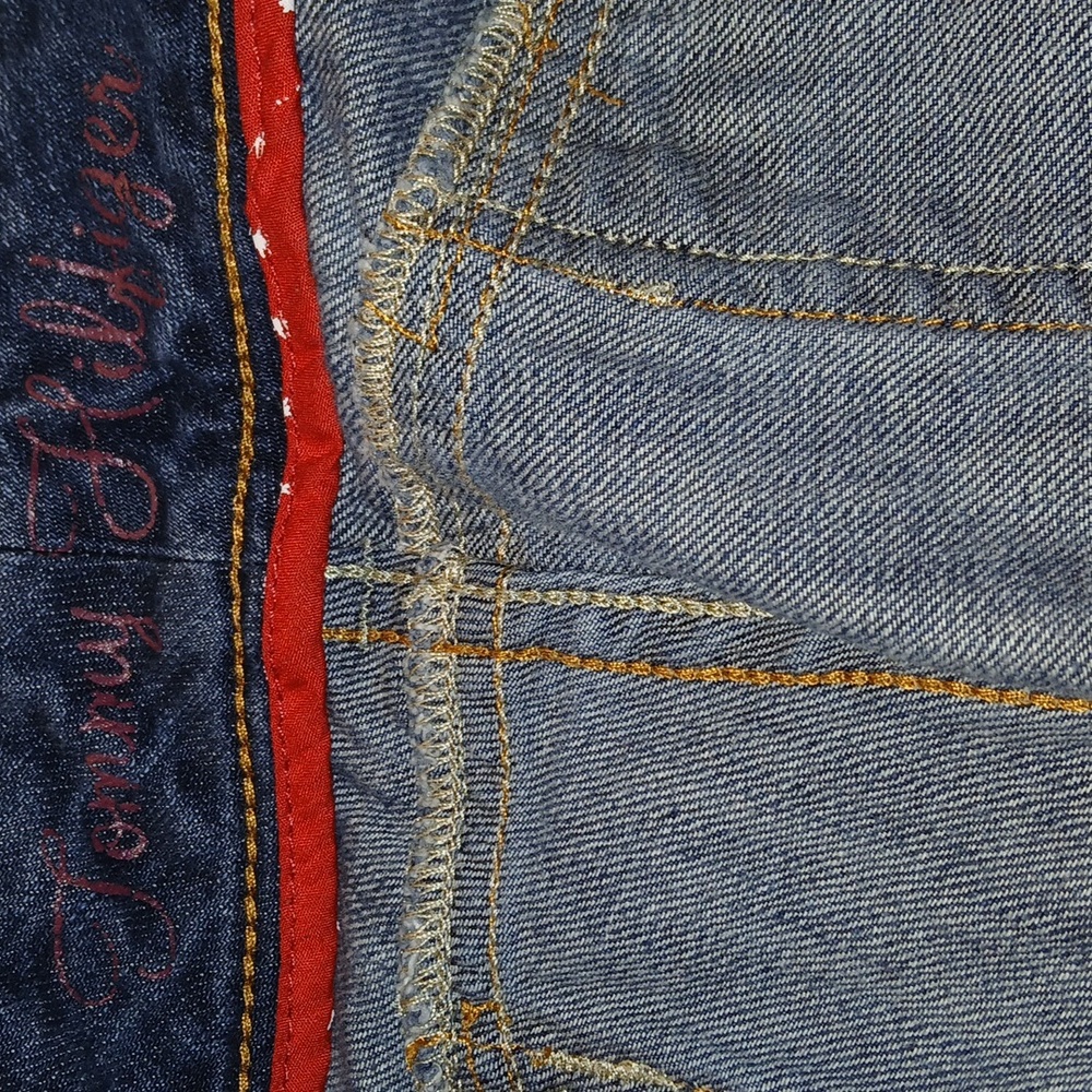Tommy Hifiger Denim Women's Shorts With Zipper Pockets - Picture 4 of 5